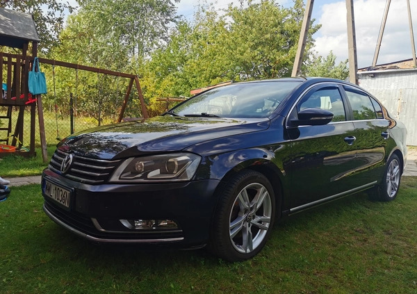 Volkswagen Passat cena 27500 przebieg: 208000, rok produkcji 2012 z Strzelce Opolskie małe 497